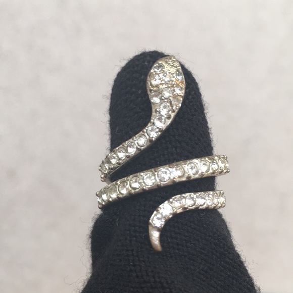 Snake Cubic Zirconia Ring Size 7 - Picture 7 of 9